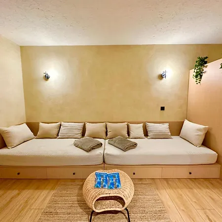 Xaneira フィニステレ